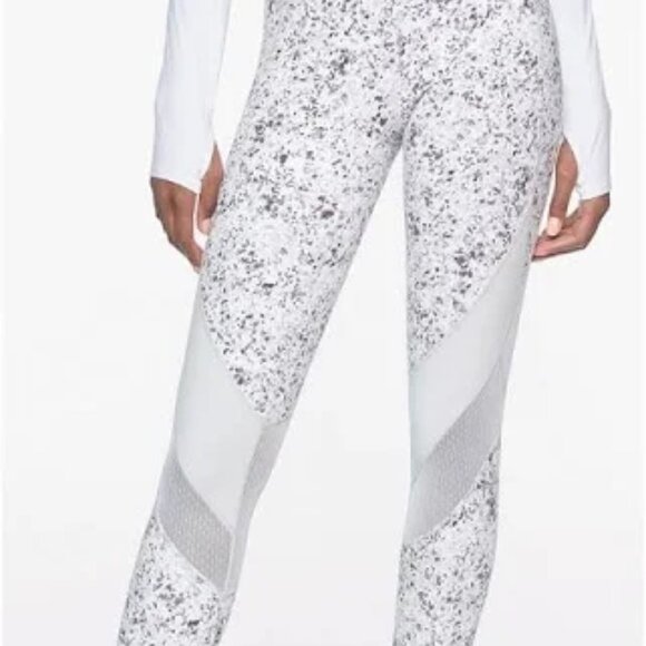 ATHLETA Sandstone Salutation 7/8 Leggings, Small Tall, Good Used Condition - Picture 1 of 16